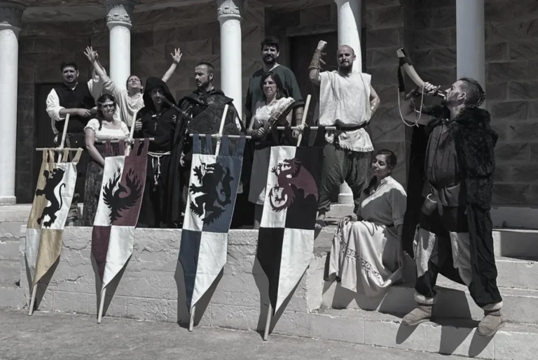 fotografía de equipo de un team building medieval de edubaa y skillmersion